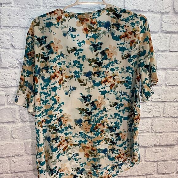 𝅺VAN Heusen • floral blouse - Picture 2 of 6